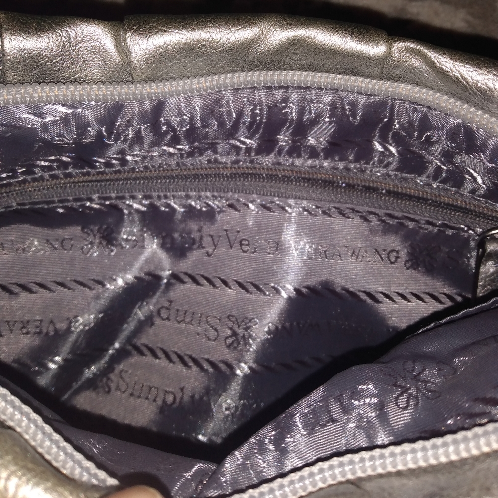 Simply Vera Wang Silver Clutch Zip Top Wristlet purse - Picture 3 of 5